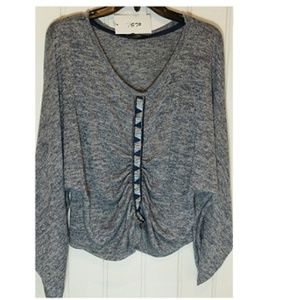 Franne V neck batwing angel sleeve with ruched fro